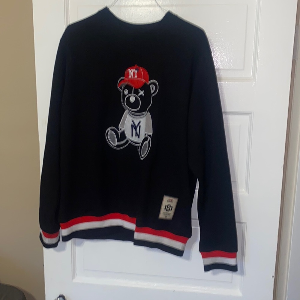 SD SPORT Sweater  size XL  black sweater with red ,grey and black